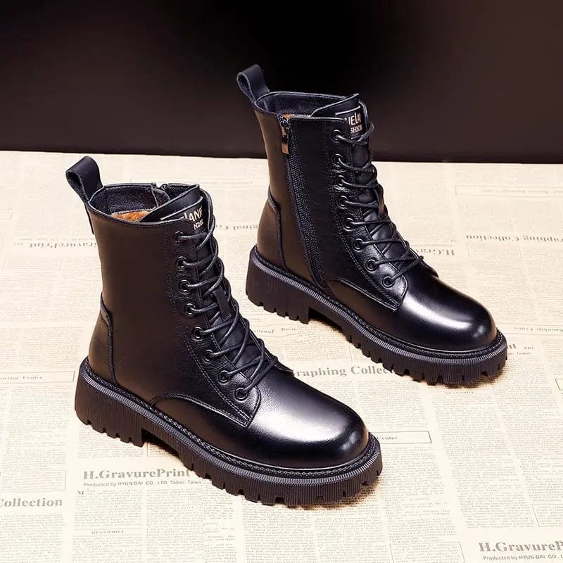 Brigit | Black Lined Boots